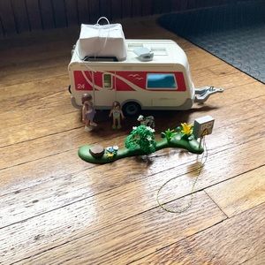 Playmobil Summer Fun Family Caravan Playset